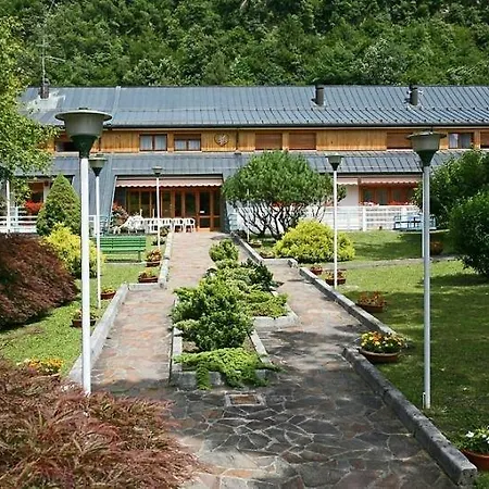 ホテル Alpi In *