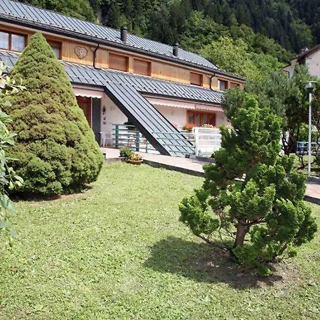 ホテル Alpi In アルタ・テルメ